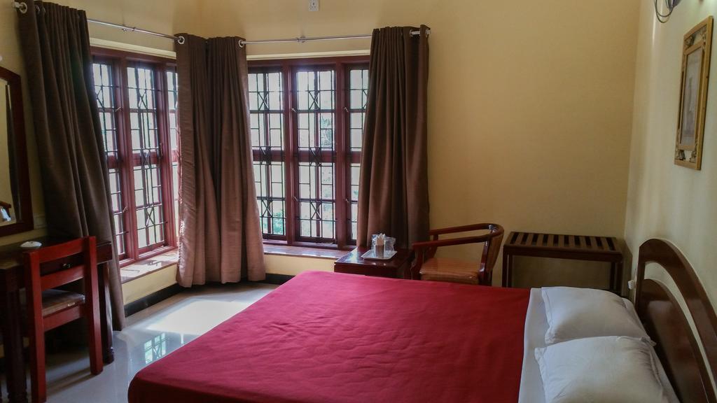 River View Guest House - Kavitha Residency Mangalore Extérieur photo